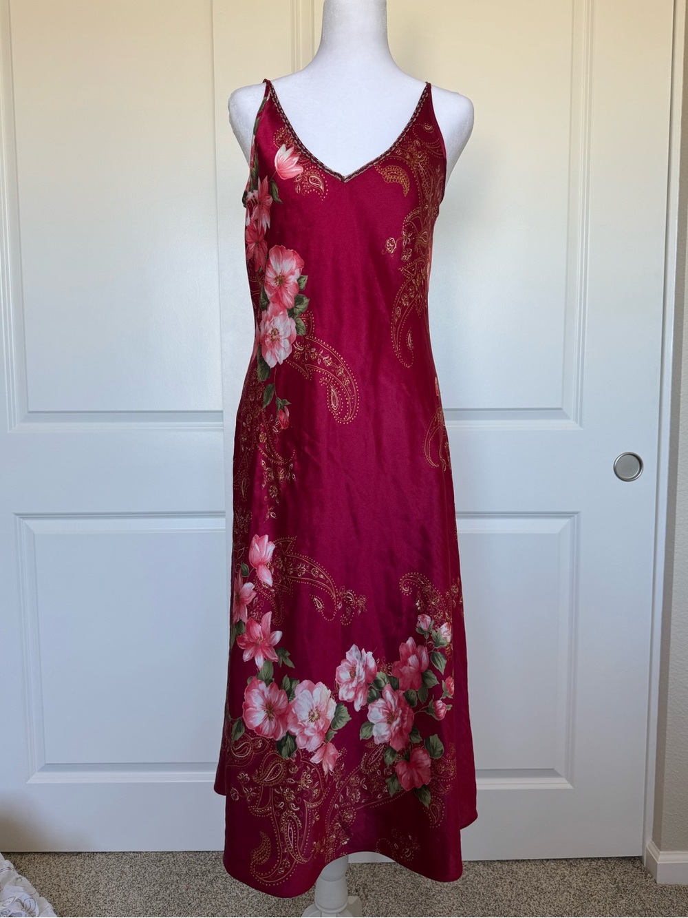 Vintage floral midi dress